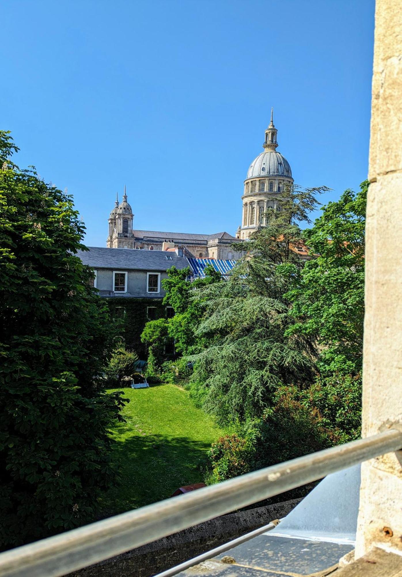 Vue Basilique, Au Coeur De La Vieille Ville Boulogne-sur-Mer Exteriér fotografie